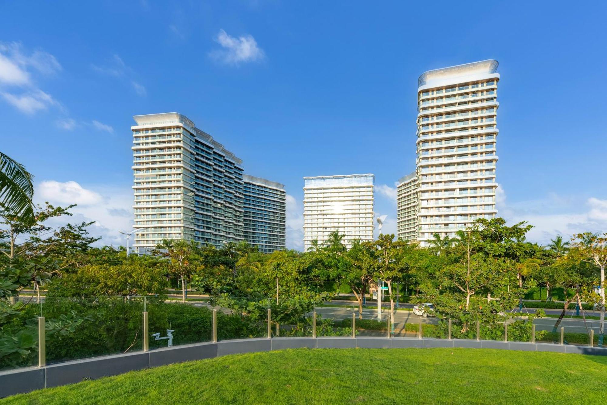 Puhai Sea View Apt By Hailan Tour At Sanya Yazhou Bay#Only 100 Meters To Beach And Sea Swimming Area Buitenkant foto